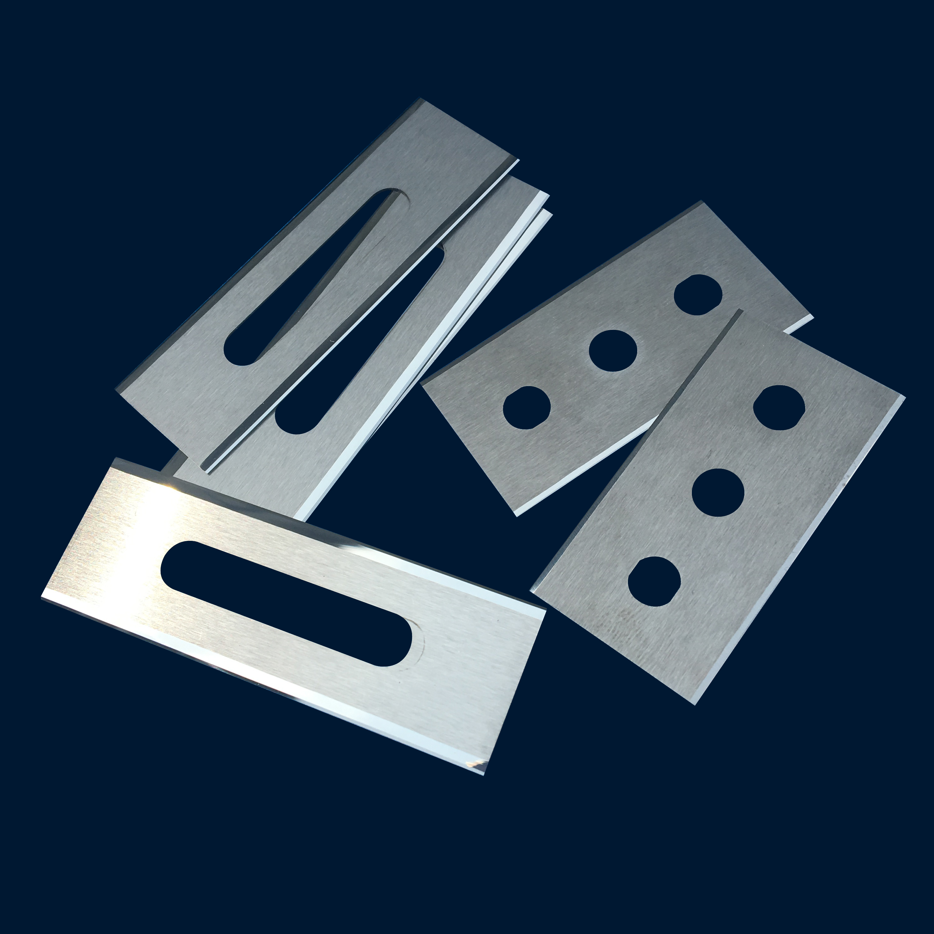 Tungsten Carbide Slotted  Blade